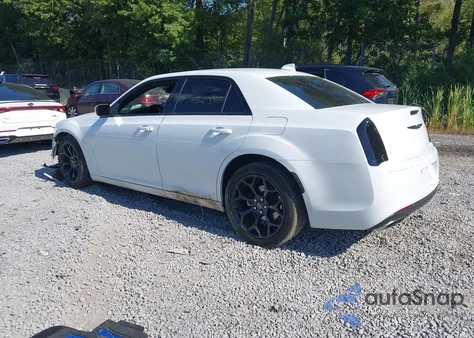 2020 Chrysler 300 300S из США, поврежденный, VIN 2C3CCABG8LH145764